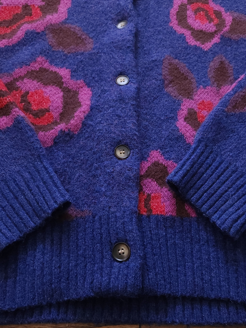 Natural Life Floral Button Front Cardigan Sweater in Blue Rose Size Medium - Picture 7 of 14